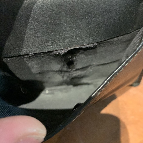 Gucci GG Supreme Wolf Bifold Small Wallet - Picture 10 of 13